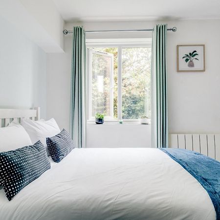 Apartment In Elephant & Castle With Parking Londres Extérieur photo