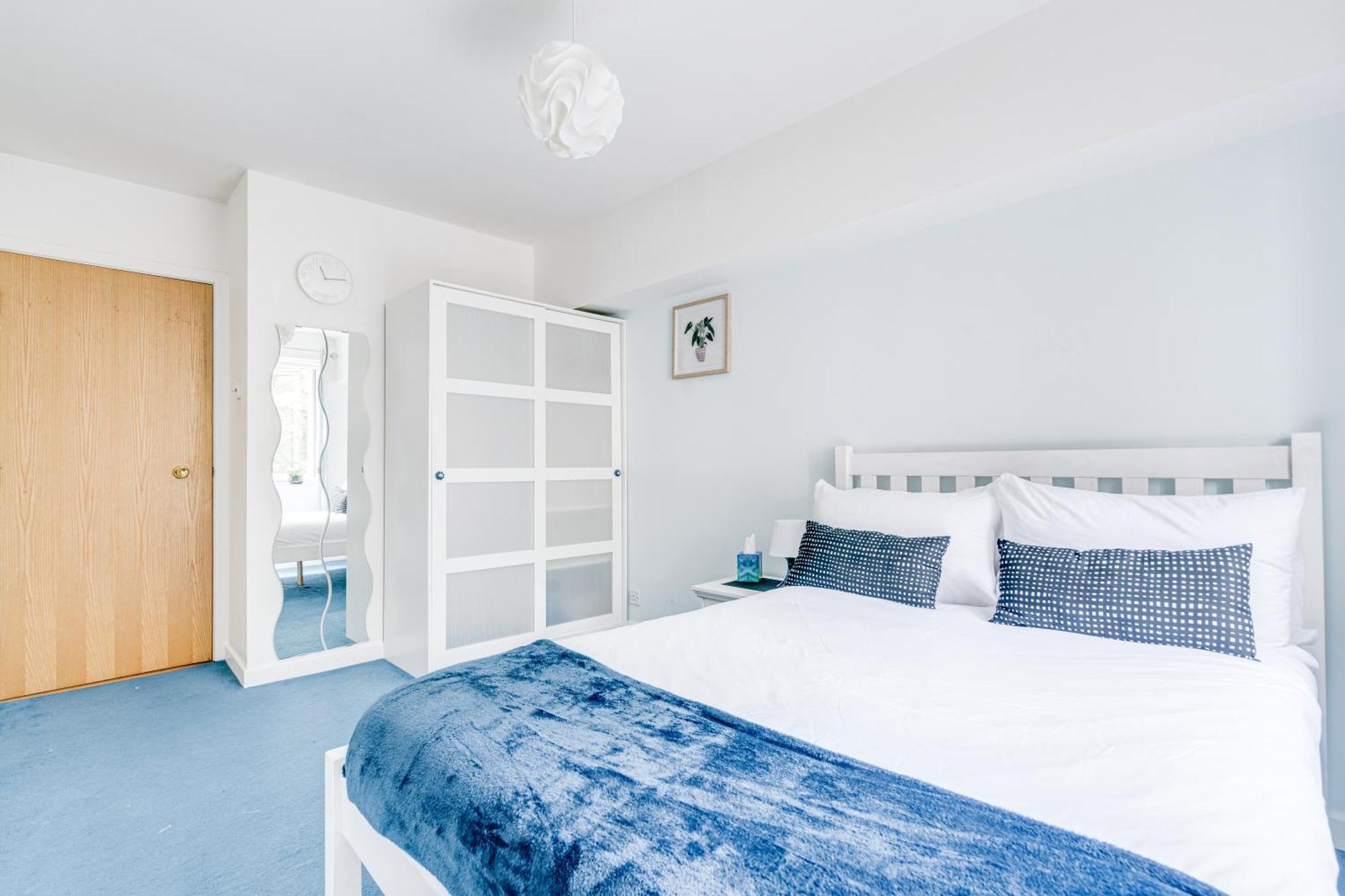 Apartment In Elephant & Castle With Parking Londres Extérieur photo